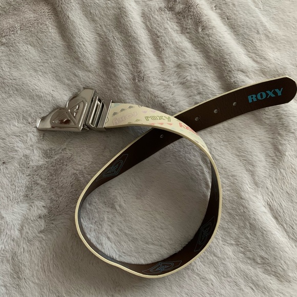 3 for $25 🛍 / Y2k Roxy Girls Patterned Logo Belt 🏄‍♀️ - Picture 1 of 6